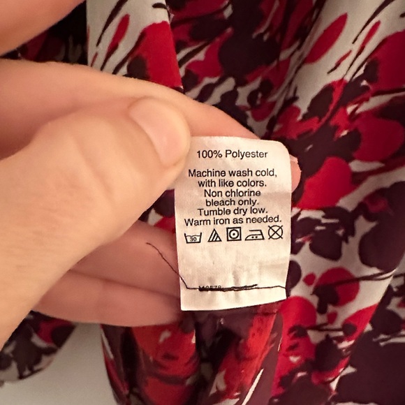 J Crew S Red, Maroon and Eggshell Abstract Floral blouse with tie at neck - Picture 11 of 11